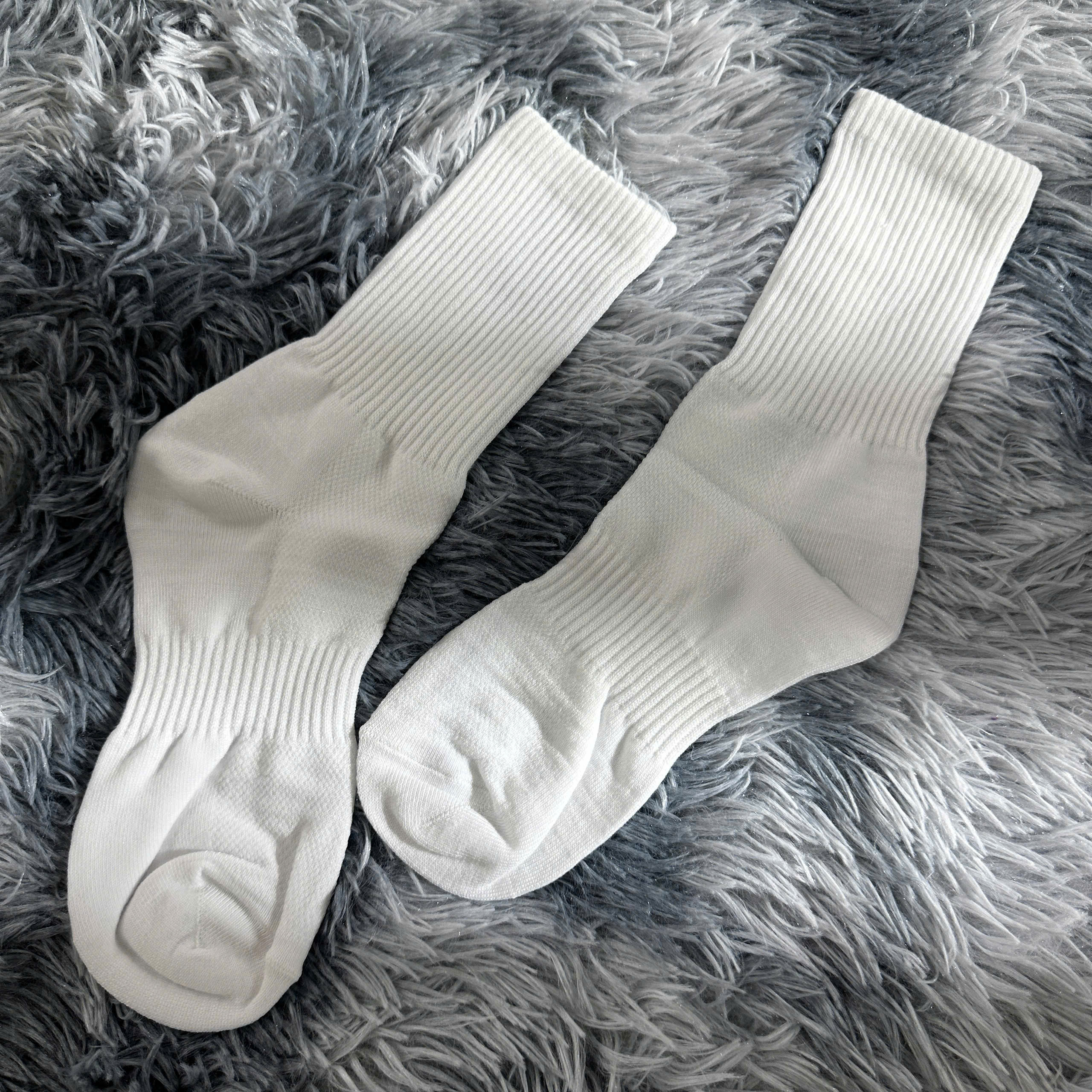 TẤT (VỚ) THỂ THAO